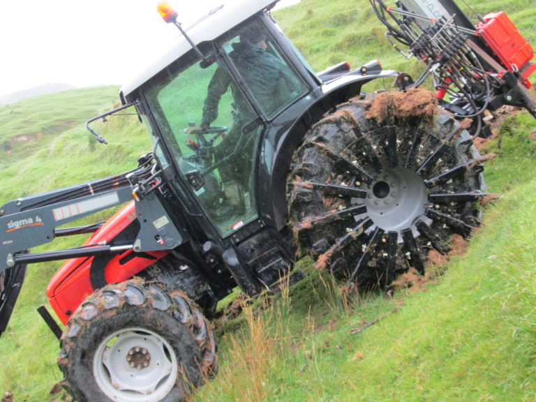 Adjustable Steel Spike Rear Dual Wheels Tractor Kyne Equipment