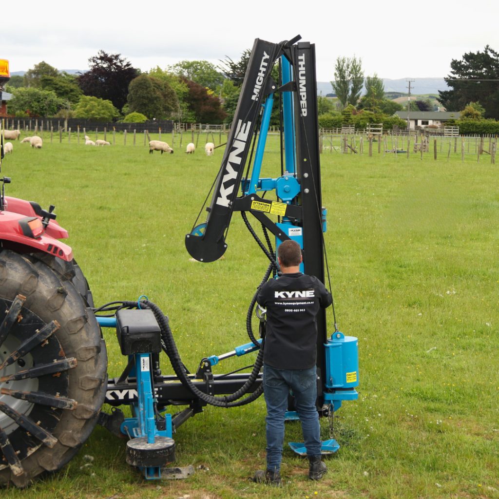 Post Driver - Kyne Mighty Thumper - Kyne Equipment - Fencing Equipment ...